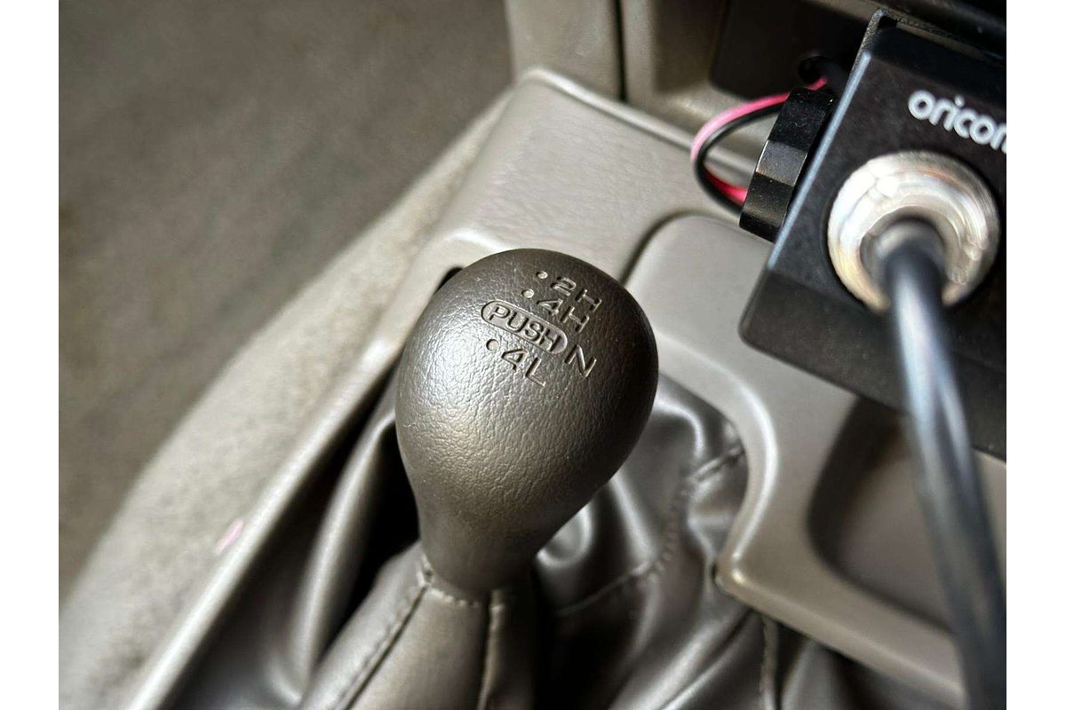 2002 Nissan Patrol ST GU III