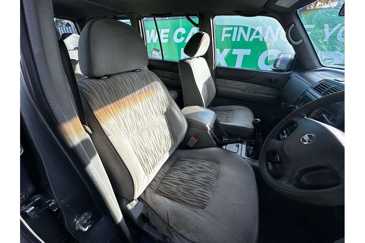 2002 Nissan Patrol ST GU III