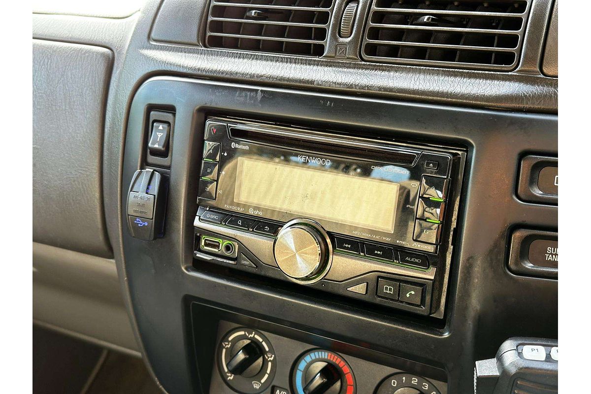 2002 Nissan Patrol ST GU III