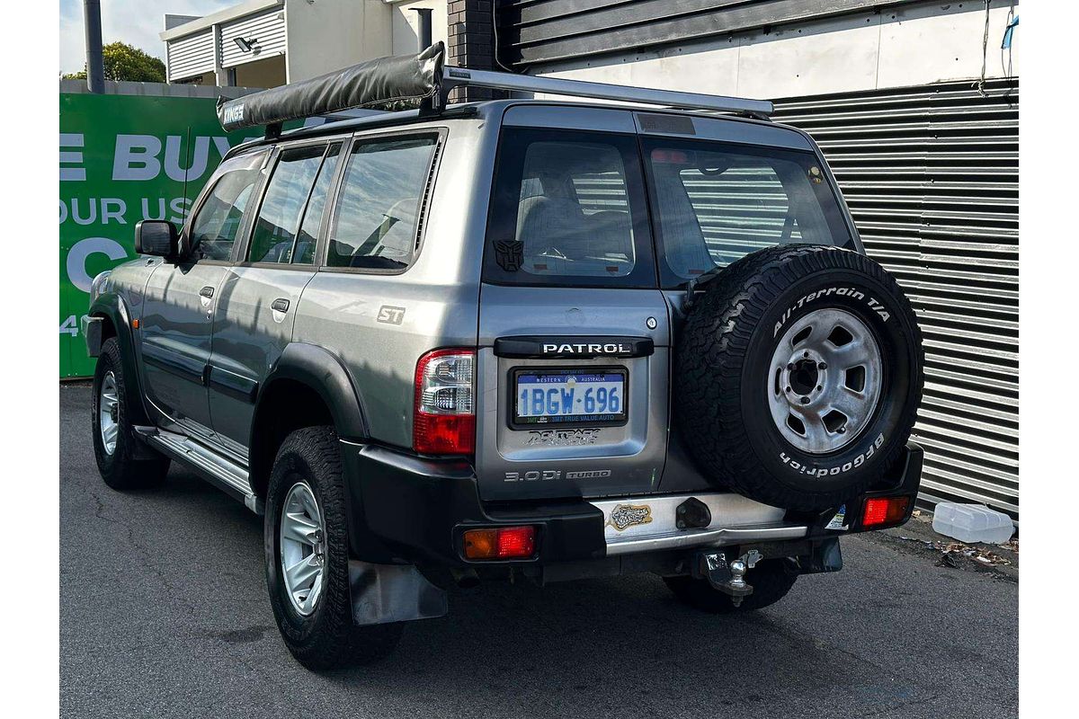 2002 Nissan Patrol ST GU III