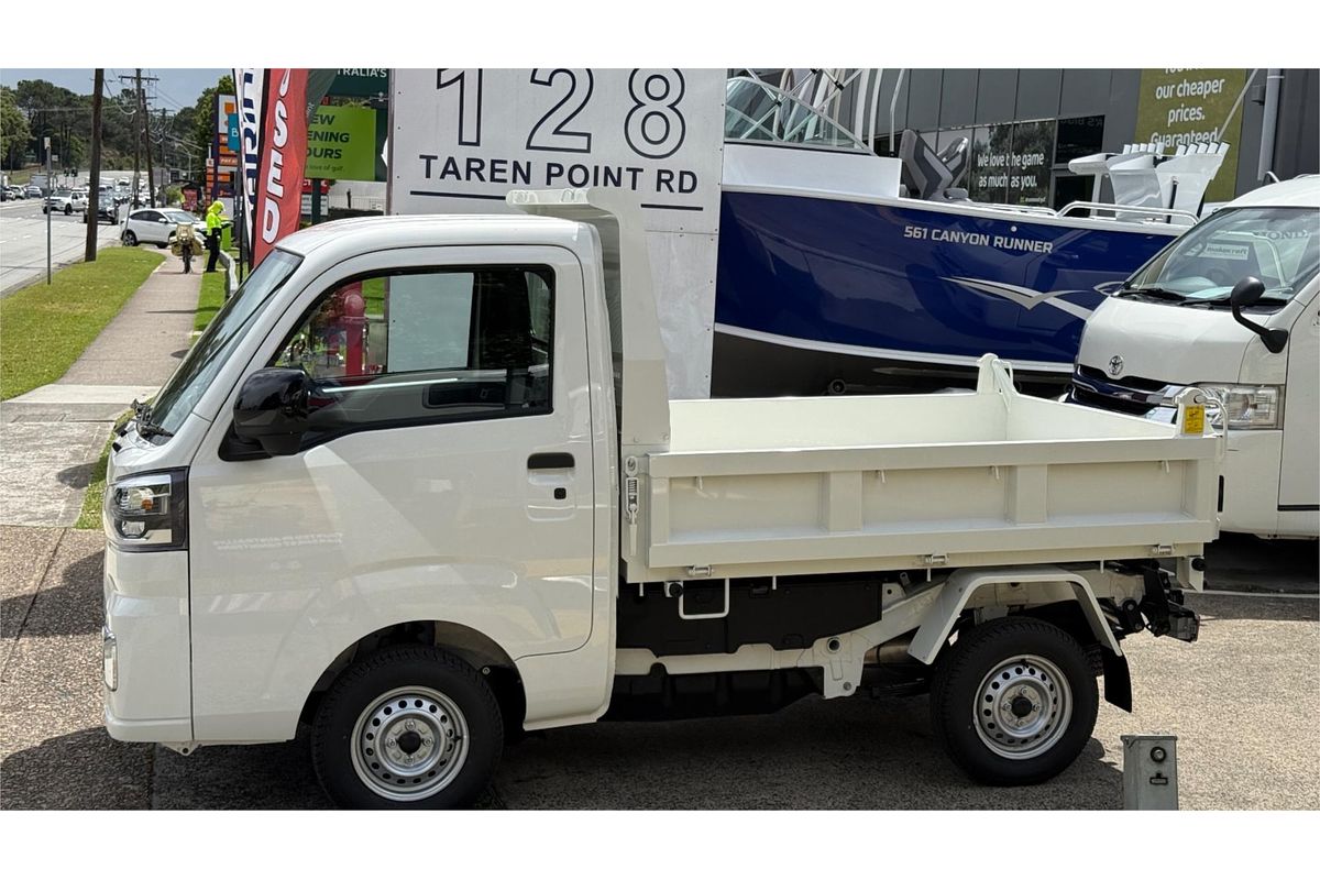 2025 Daihatsu Hi-Jet