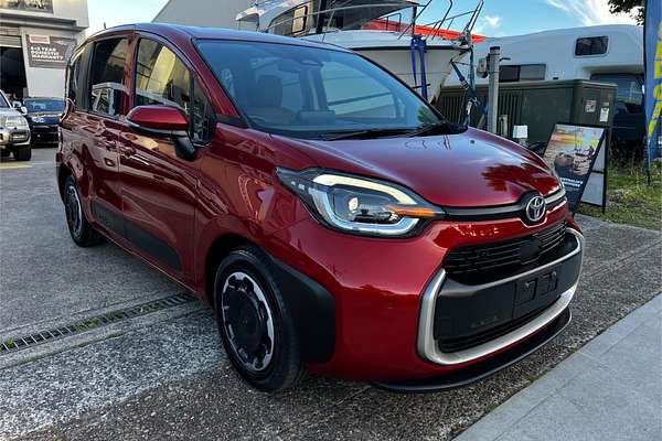 2024 Toyota Sienta