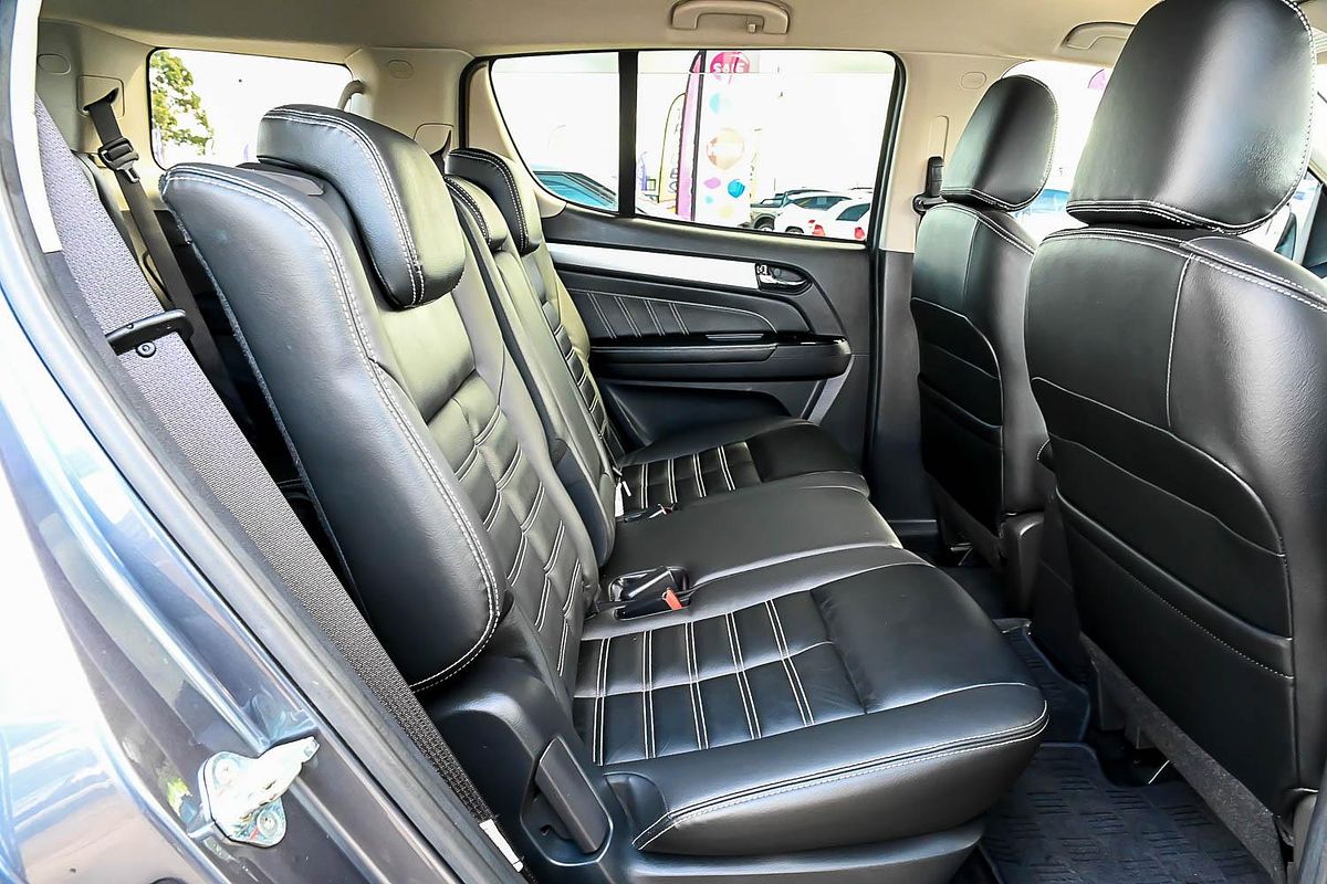 2018 Isuzu MU-X LS-T