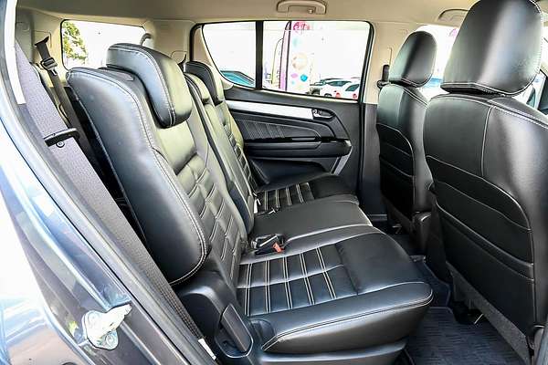 2018 Isuzu MU-X LS-T