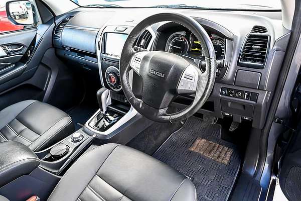 2018 Isuzu MU-X LS-T