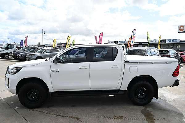 2022 Toyota Hilux SR GUN126R 4X4