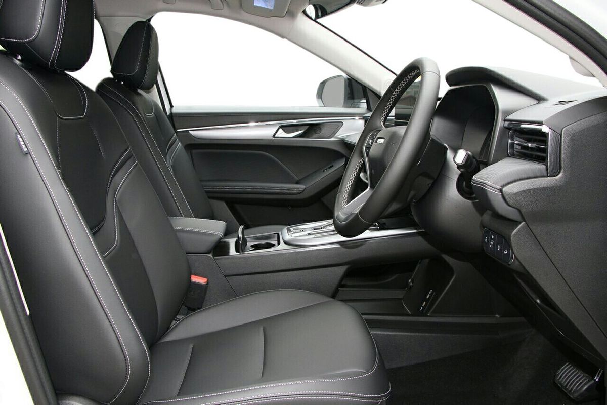 2025 GWM Haval Jolion Lux Hybrid A02