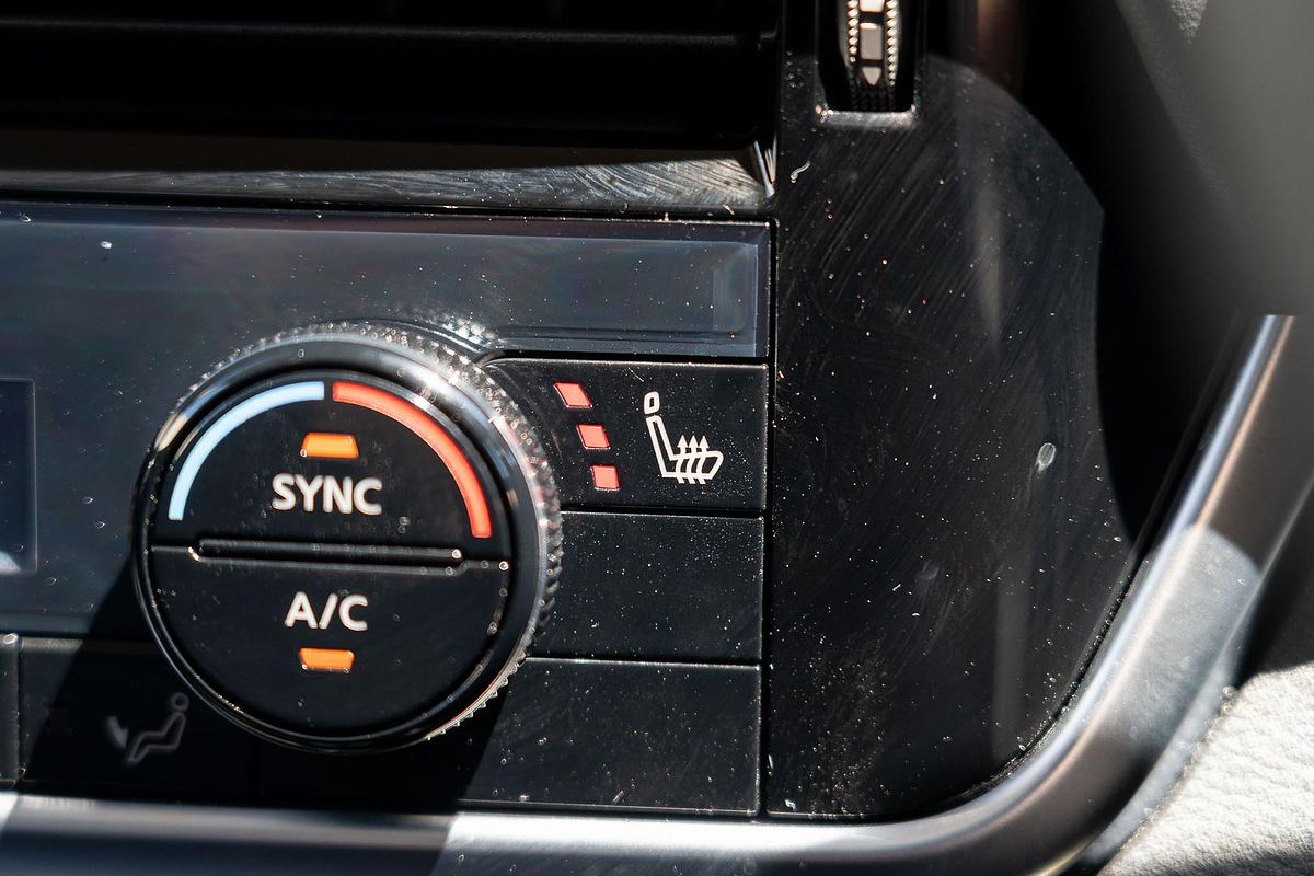 2024 Nissan X-TRAIL ST-L T33