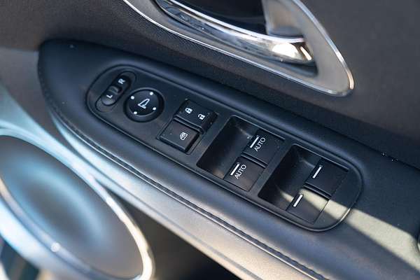 2016 Honda HR-V VTi-S