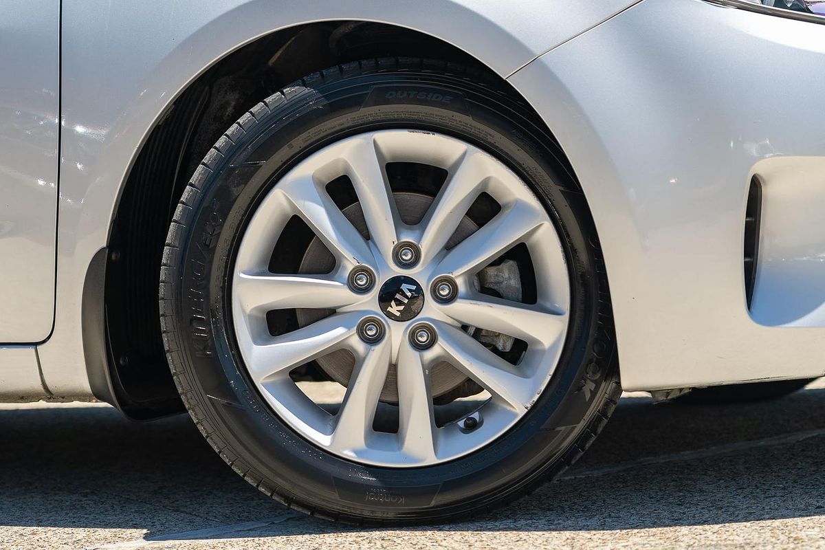 2017 Kia Cerato S YD