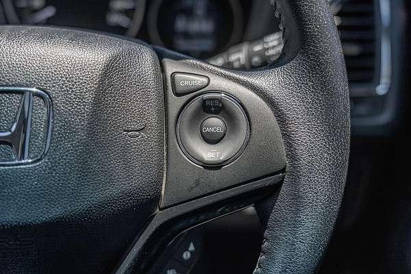 2016 Honda HR-V VTi-S