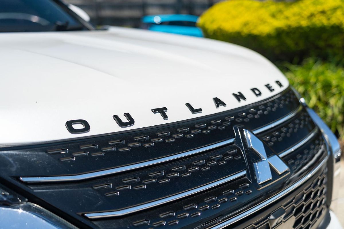 2021 Mitsubishi Outlander Exceed Tourer ZM