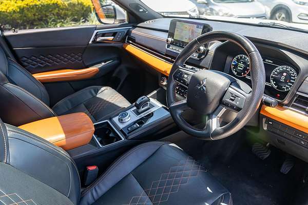 2021 Mitsubishi Outlander Exceed Tourer ZM