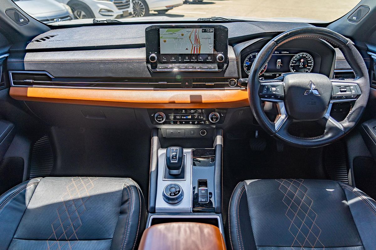 2021 Mitsubishi Outlander Exceed Tourer ZM