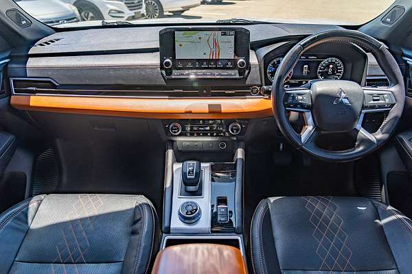 2021 Mitsubishi Outlander Exceed Tourer ZM