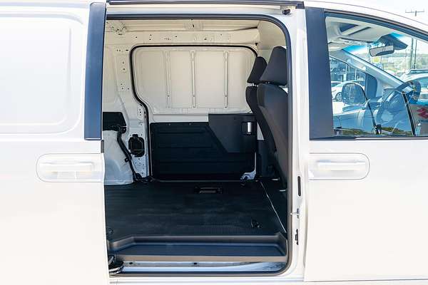 2025 Hyundai STARIA LOAD US4.V3