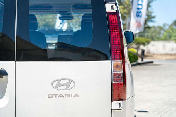 2025 Hyundai STARIA LOAD US4.V3