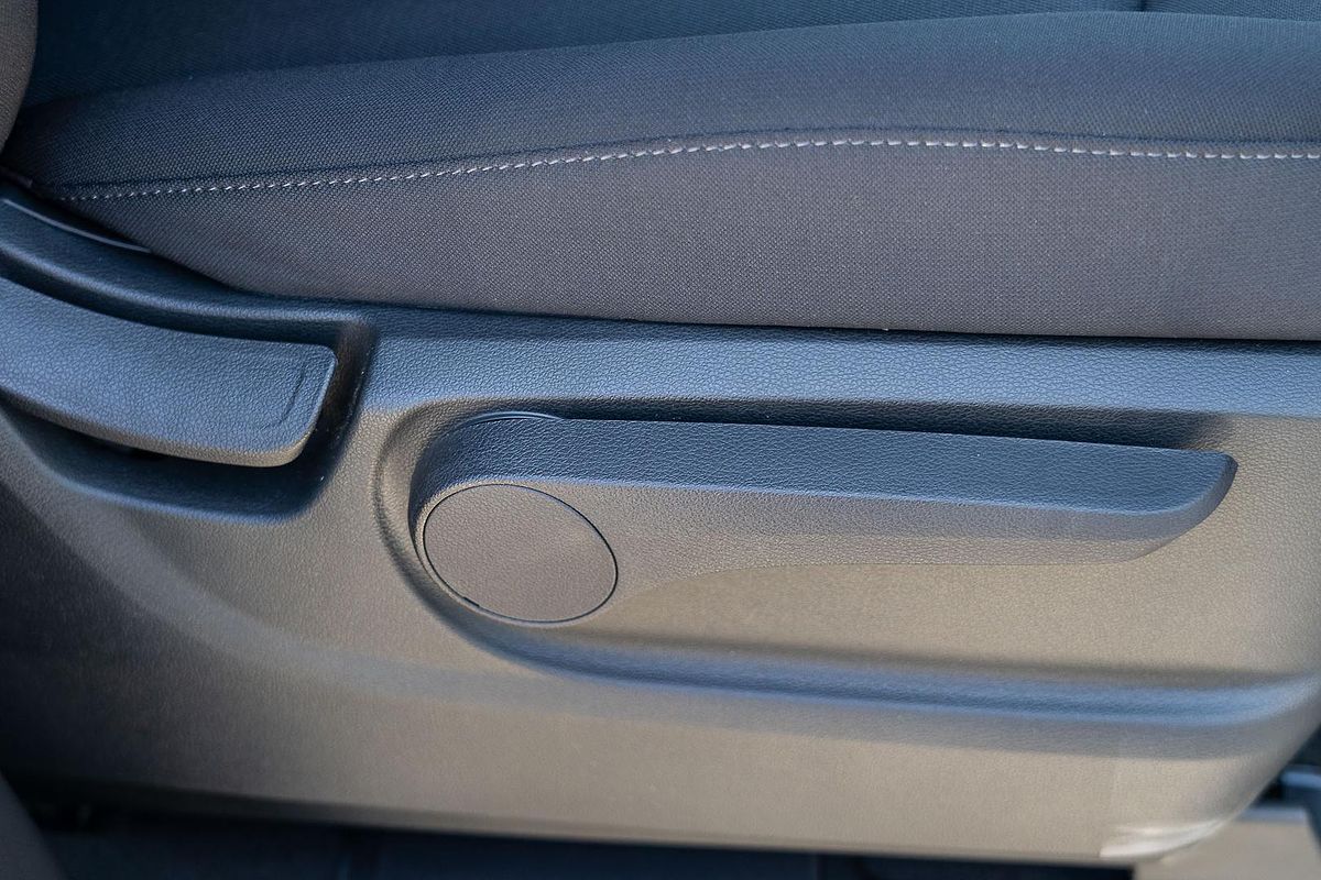 2025 Hyundai STARIA LOAD US4.V3