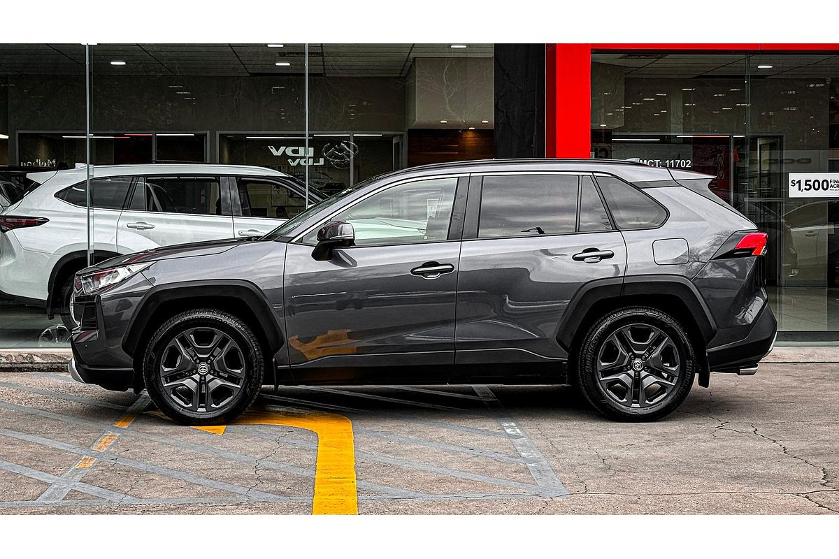 2022 Toyota RAV4 Edge