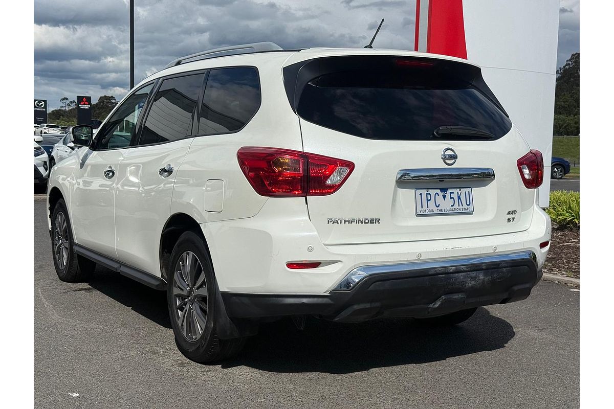 2019 Nissan Pathfinder ST R52 Series III