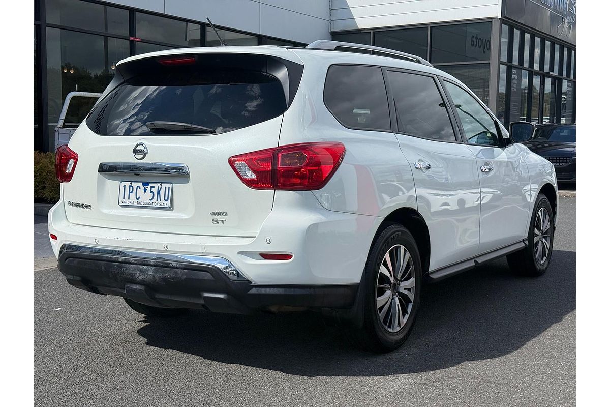 2019 Nissan Pathfinder ST R52 Series III