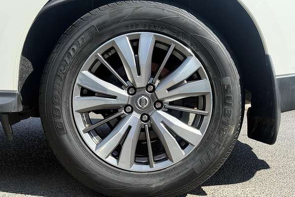 2019 Nissan Pathfinder ST R52 Series III