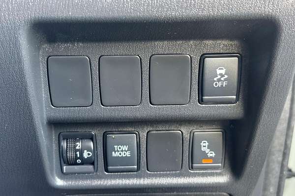 2019 Nissan Pathfinder ST R52 Series III