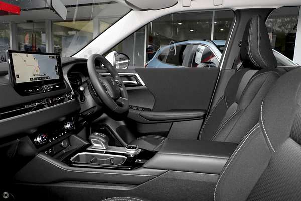 2025 Mitsubishi Outlander ES ZM