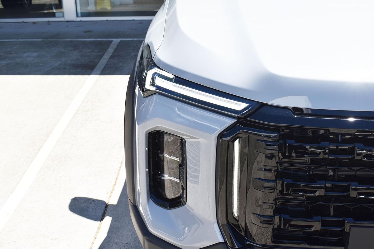 2025 LDV D90 Executive SV9A