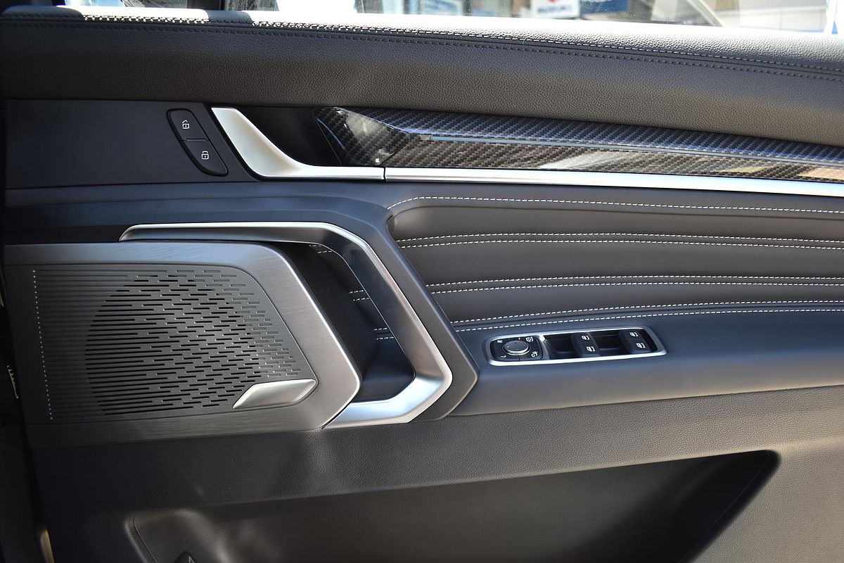 2025 LDV D90 Executive SV9A