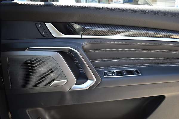 2025 LDV D90 Executive SV9A