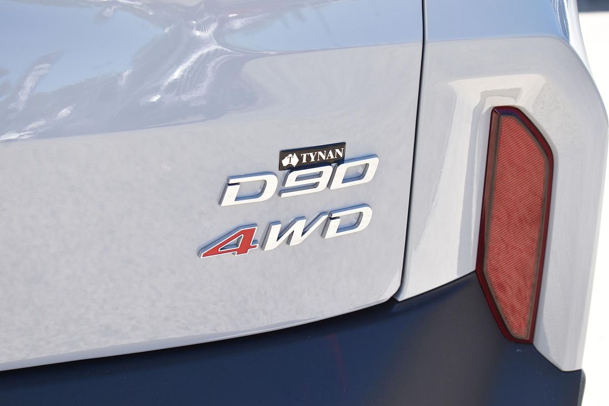 2025 LDV D90 Executive SV9A