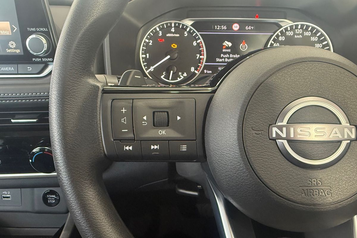 2025 Nissan X-TRAIL ST T33