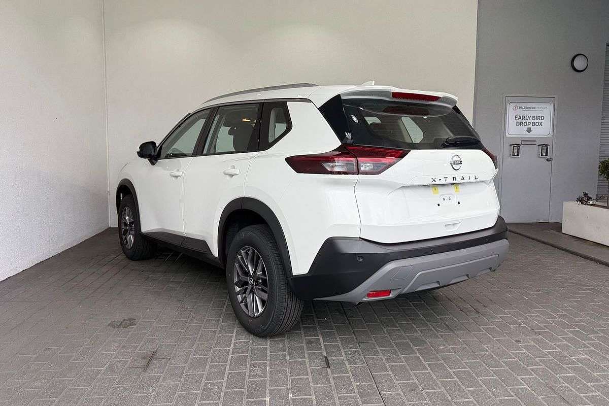 2025 Nissan X-TRAIL ST T33