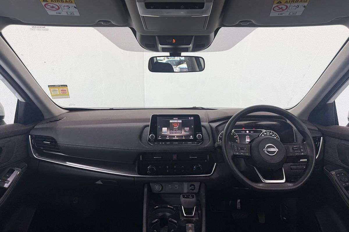 2025 Nissan X-TRAIL ST T33