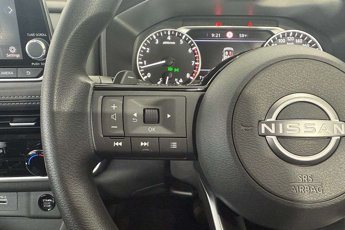 2025 Nissan X-TRAIL ST T33