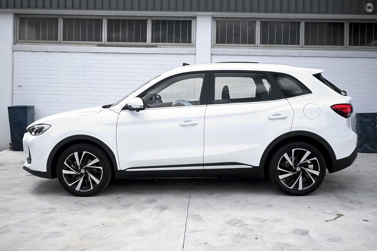 2025 MG ZS Essence ZS32