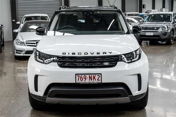 2019 Land Rover Discovery SD6 SE Series 5