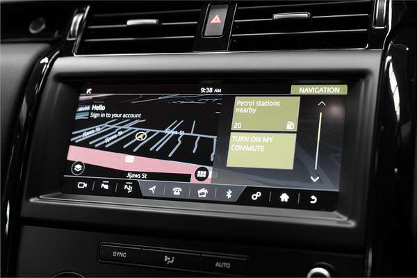 2019 Land Rover Discovery SD6 SE Series 5