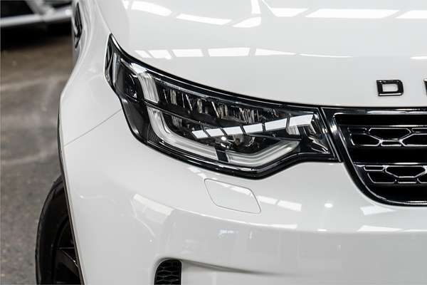 2019 Land Rover Discovery SD6 SE Series 5