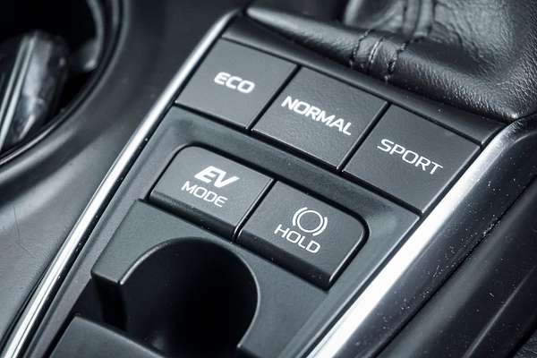 2020 Toyota Camry Ascent Sport AXVH71R