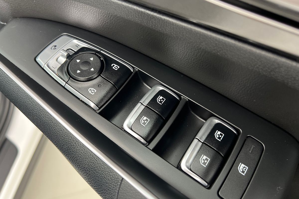 2023 Kia Sorento Sport+ MQ4