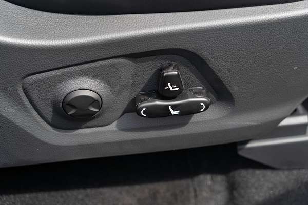 2025 KGM SsangYong Musso Ultimate Q261 4X4 LWB