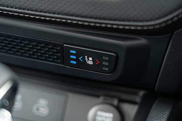 2025 KGM SsangYong Musso Ultimate Q261 4X4 LWB