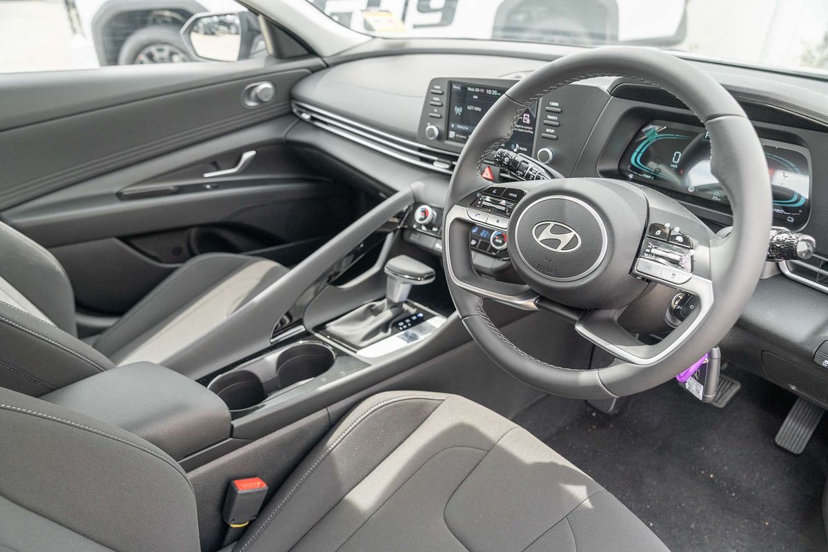 2025 Hyundai i30 Hybrid CN7.V2