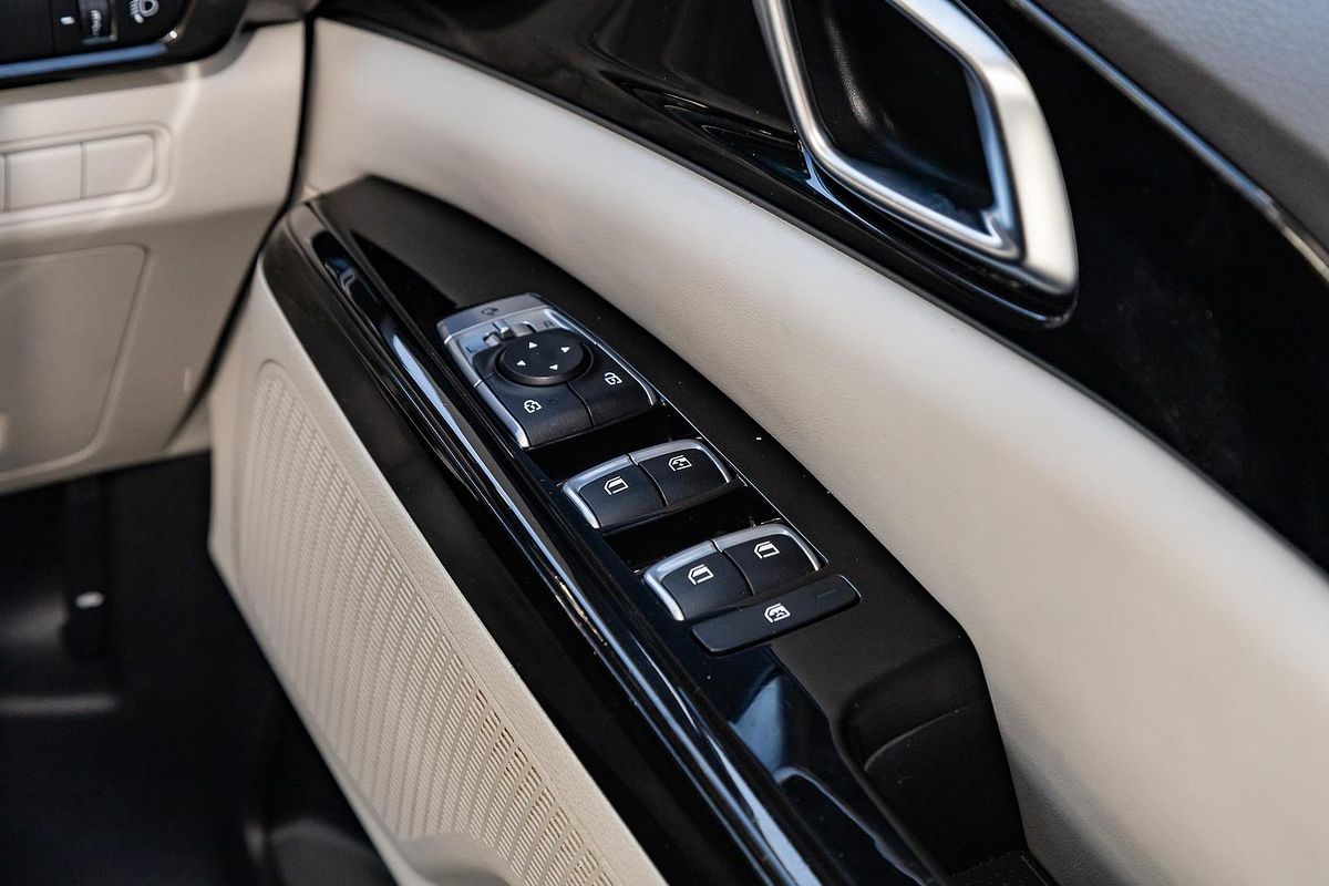 2021 Kia Carnival Si KA4