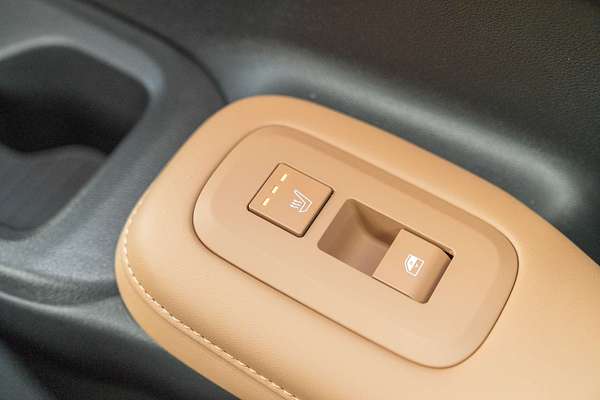 2025 Hyundai Santa Fe Calligraphy MX5.V2