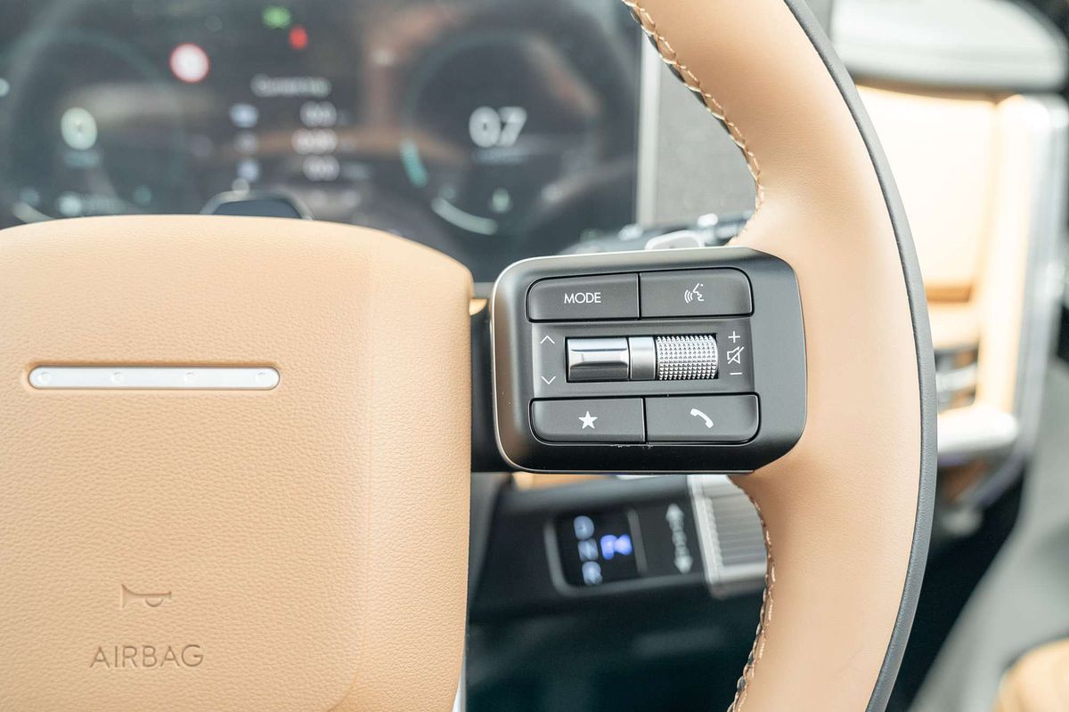 2025 Hyundai Santa Fe Calligraphy MX5.V2