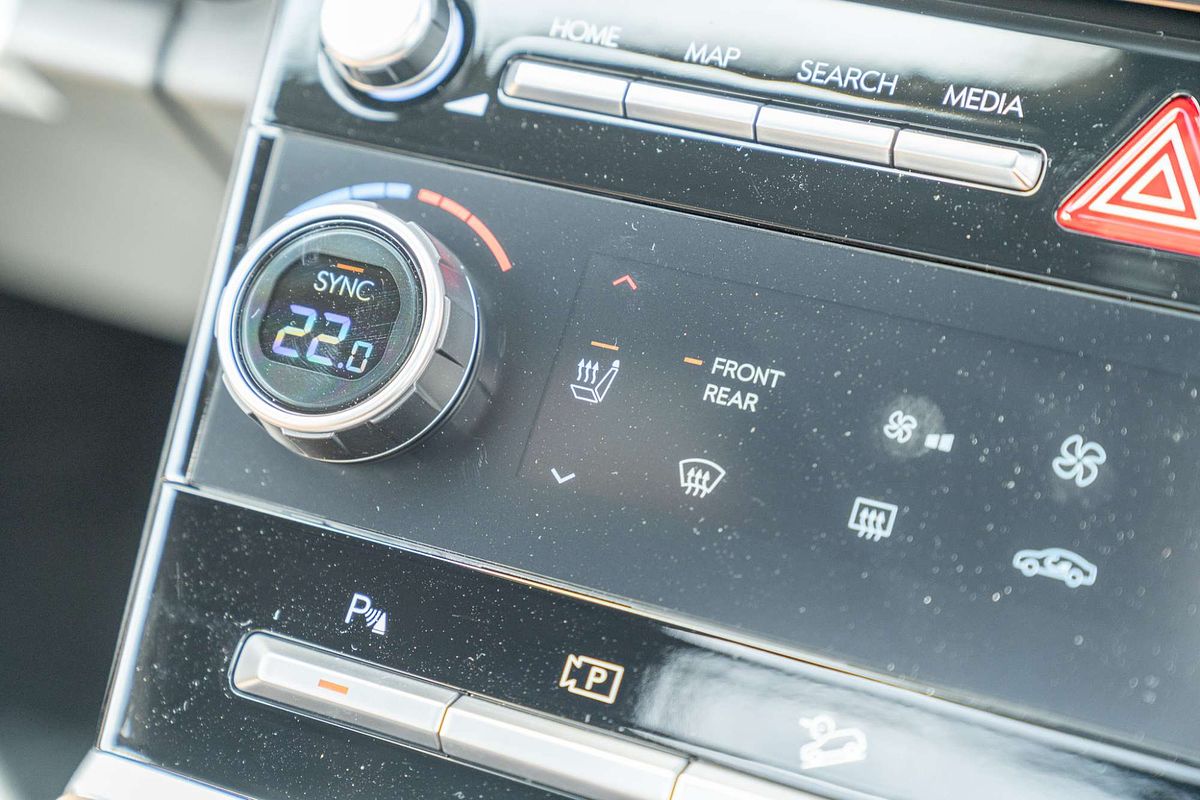 2025 Hyundai Santa Fe Calligraphy MX5.V2