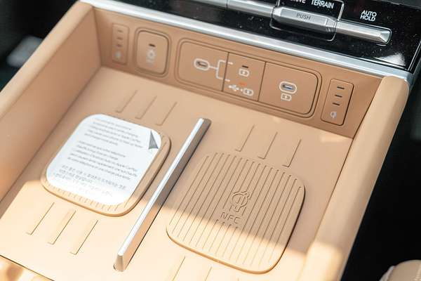 2025 Hyundai Santa Fe Calligraphy MX5.V2